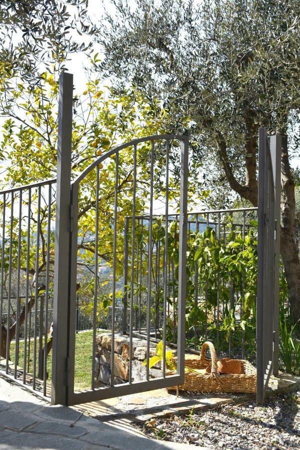 La Torretta Villa Imperia Bagian luar foto