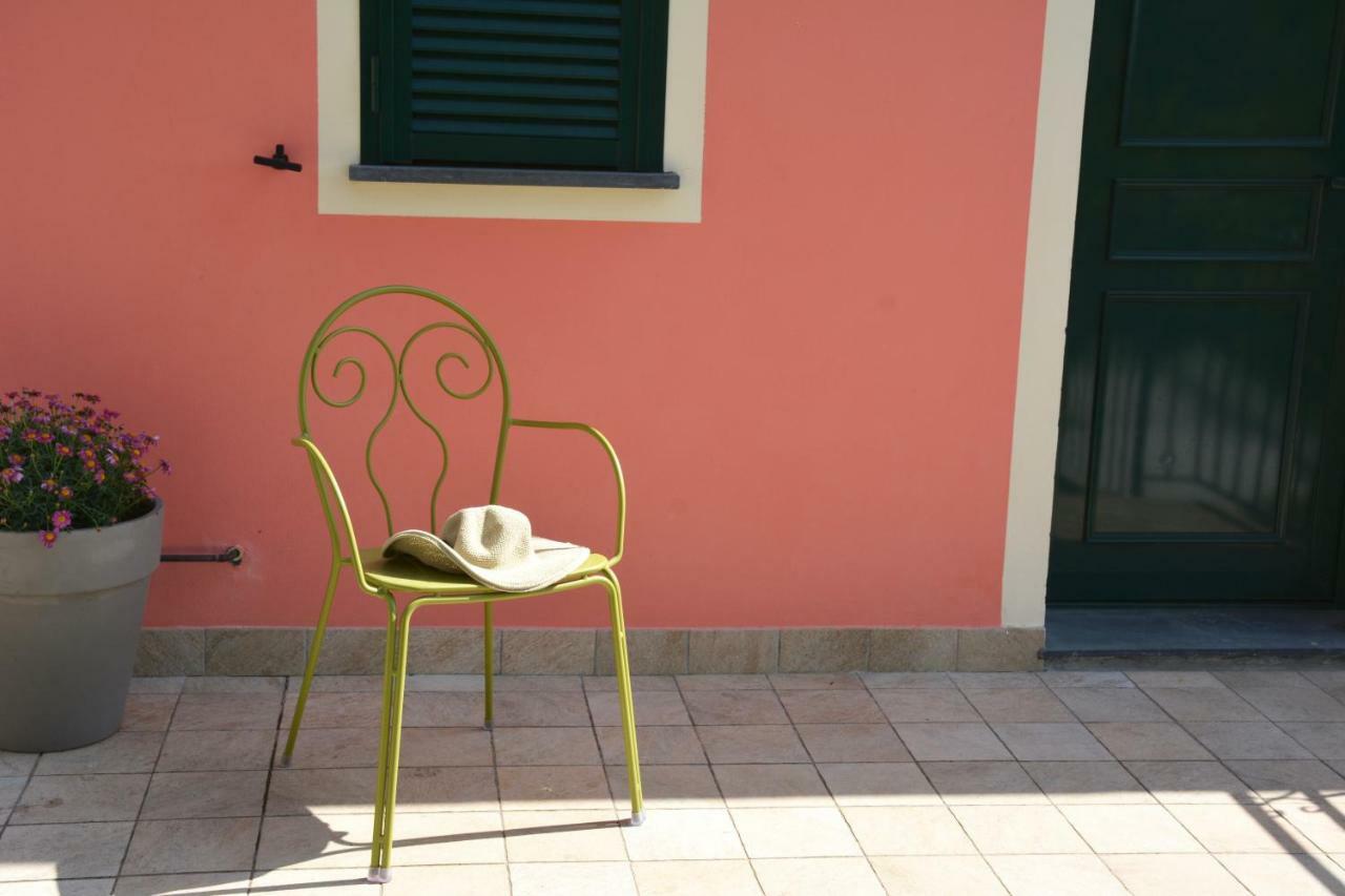 La Torretta Villa Imperia Bagian luar foto