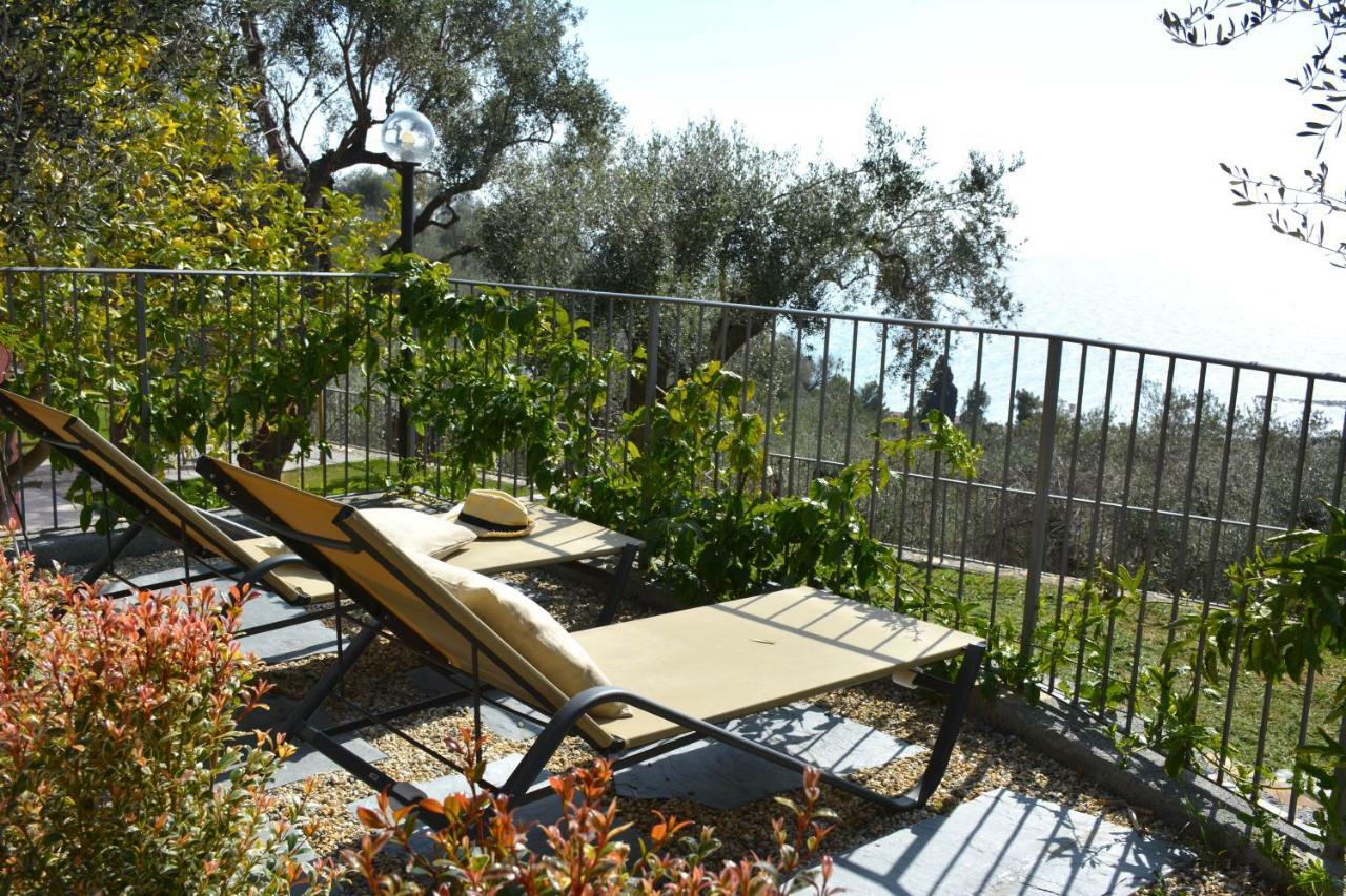 La Torretta Villa Imperia Bagian luar foto