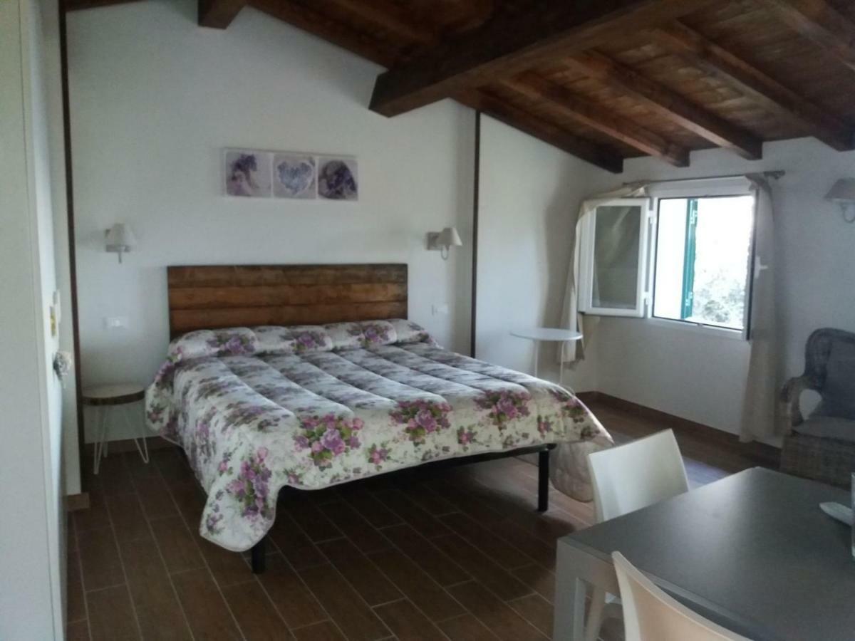 La Torretta Villa Imperia Bagian luar foto